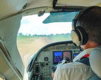 Pilot Jonathan Blomberg lands in N'zerekore